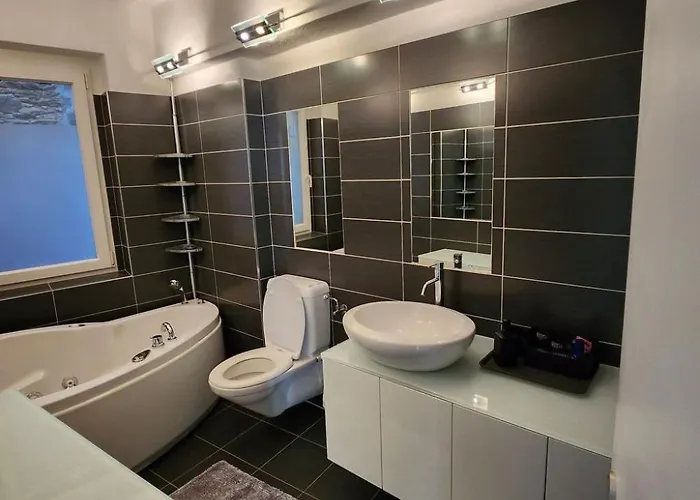 Апартаменты Haus Antonini By Interhome Бриссаго